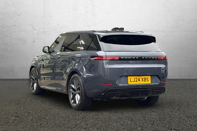 2024 (24) LAND ROVER RANGE ROVER SPORT 3.0 D300 Dynamic SE 5dr Auto