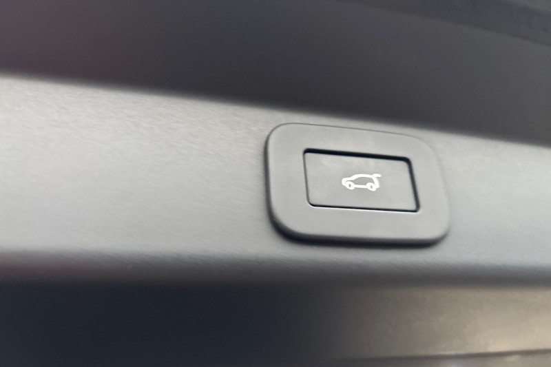 2024 (24) LAND ROVER RANGE ROVER SPORT 3.0 D300 Dynamic SE 5dr Auto 5017605