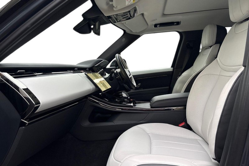 2024 (24) LAND ROVER RANGE ROVER SPORT 3.0 D300 Dynamic SE 5dr Auto 5017564