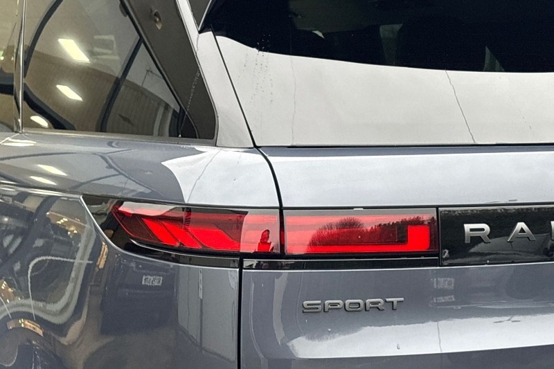 2024 (24) LAND ROVER RANGE ROVER SPORT 3.0 D300 Dynamic SE 5dr Auto 5017580