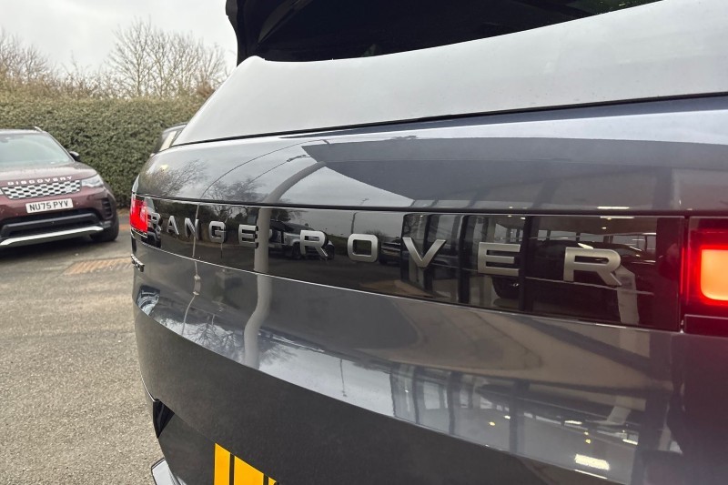 2024 (24) LAND ROVER RANGE ROVER SPORT 3.0 D300 Dynamic SE 5dr Auto 5017609