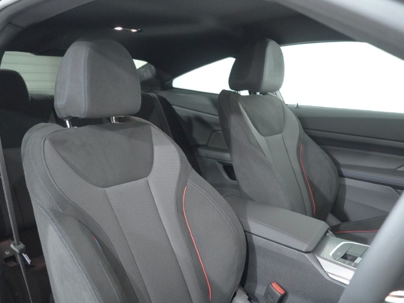  BMW 4 SERIES 420i M Sport 2dr Step Auto 4612550