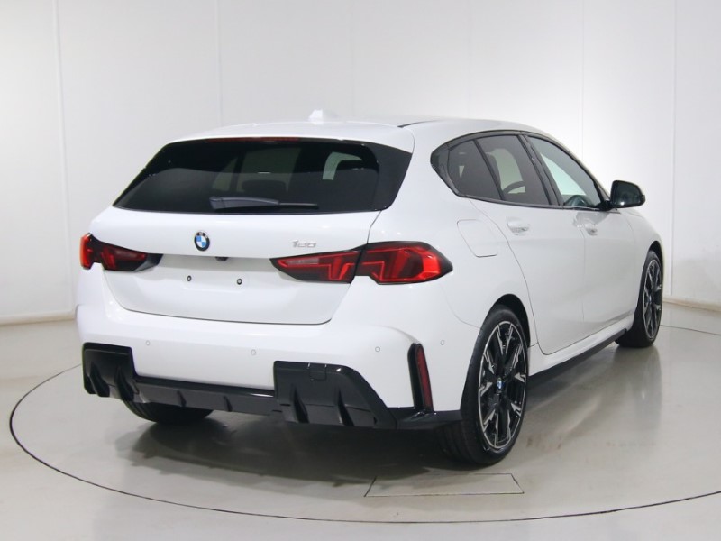  BMW 1 SERIES 120 M Sport 5dr Step Auto 4648040