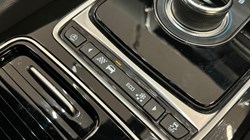2019 (69) JAGUAR F-PACE 2.0d R-Sport 5dr Auto AWD 3045094