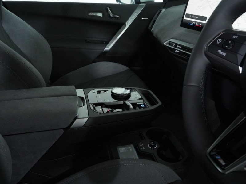  BMW iX 300kW xDrive45 M Sport 101kWh 5dr Auto 4658411