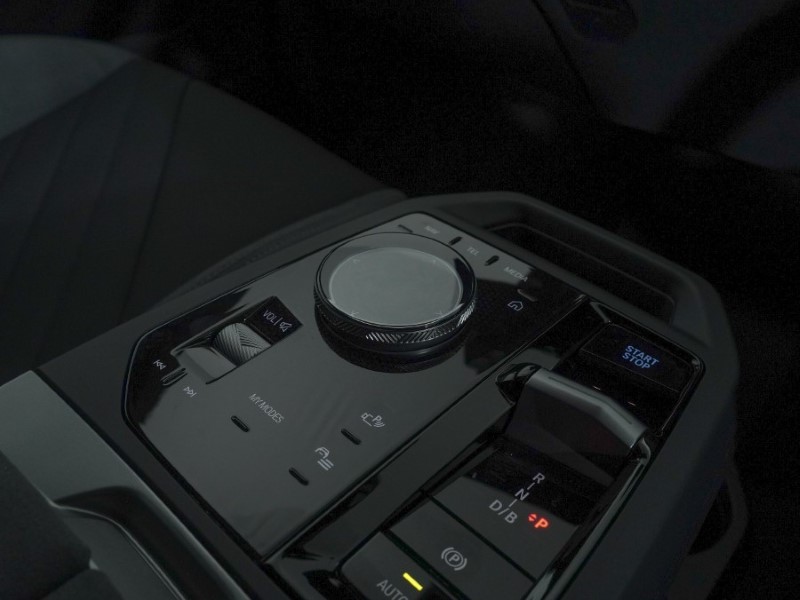  BMW iX 300kW xDrive45 M Sport 101kWh 5dr Auto 4658415