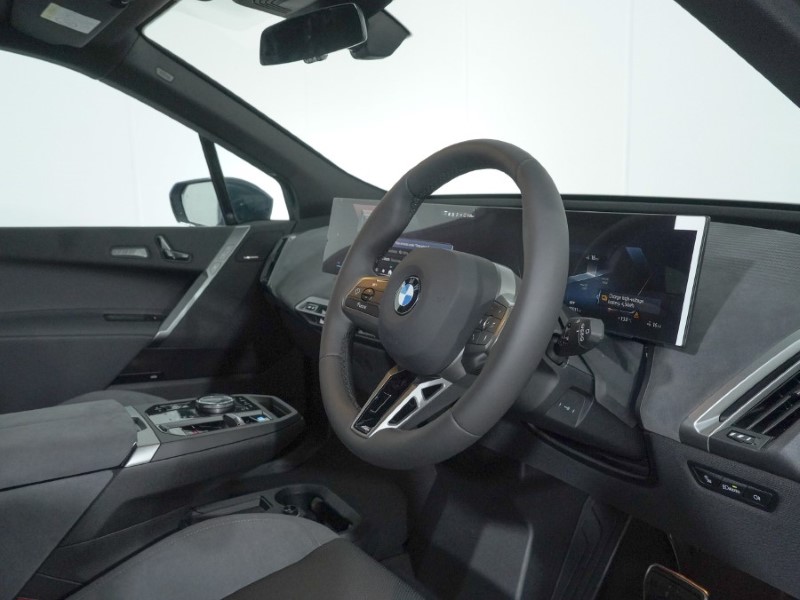  BMW iX 300kW xDrive45 M Sport 101kWh 5dr Auto [Pro Pack] 4651679