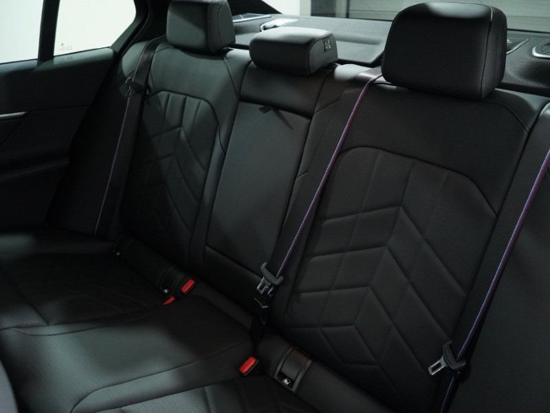  BMW I5 250kW eDr40 M Sport Pro 84kWh 4dr Auto Comf PLUS/22kW 4675884