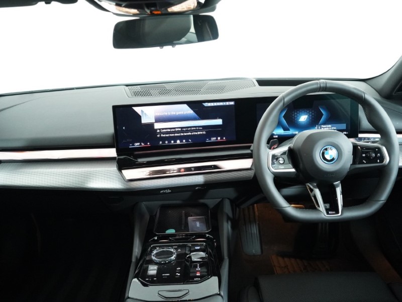  BMW I5 250kW eDr40 M Sport Pro 84kWh 4dr Auto Comf PLUS/22kW 4675877