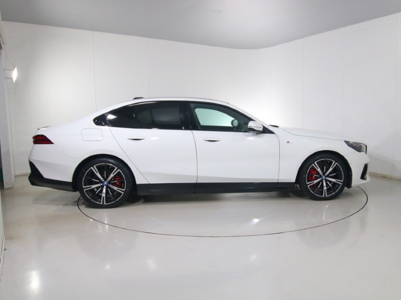  BMW I5 250kW eDr40 M Sport Pro 84kWh 4dr Auto Comf PLUS/22kW 4675867