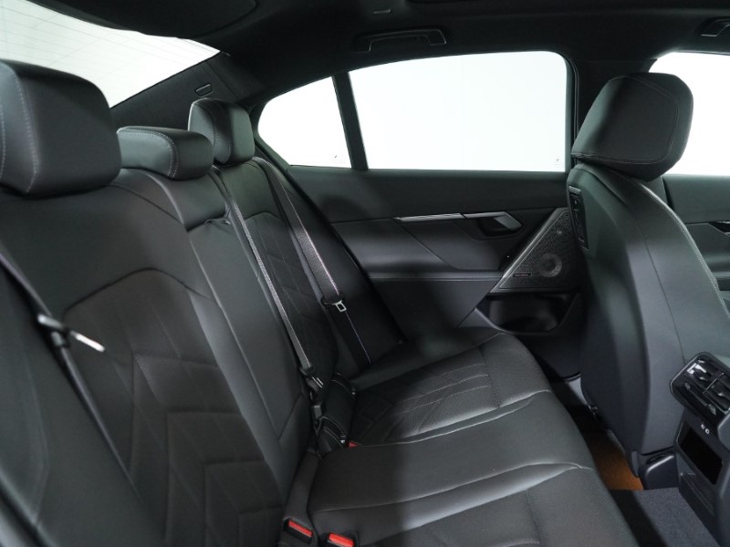  BMW I5 250kW eDr40 M Sport Pro 84kWh 4dr Auto Comf PLUS/22kW 4675876