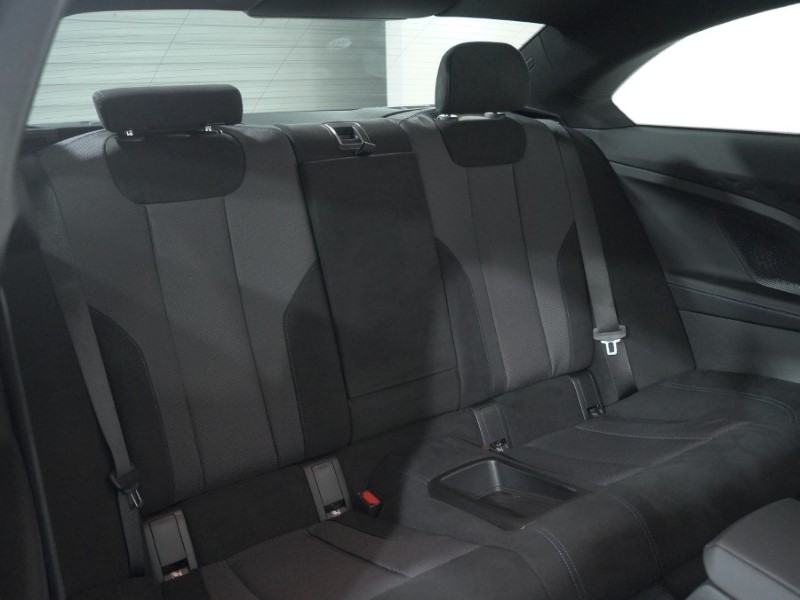  BMW 2 SERIES 220i M Sport 2dr Step Auto 4744625