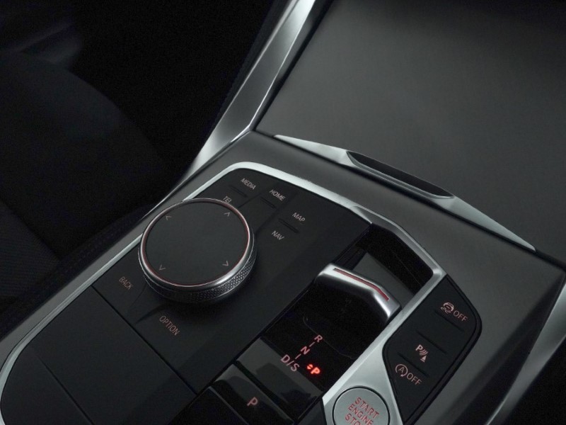  BMW 2 SERIES 220i M Sport 2dr Step Auto 4744638