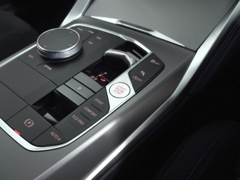  BMW 2 SERIES 220i M Sport 2dr Step Auto 4744641