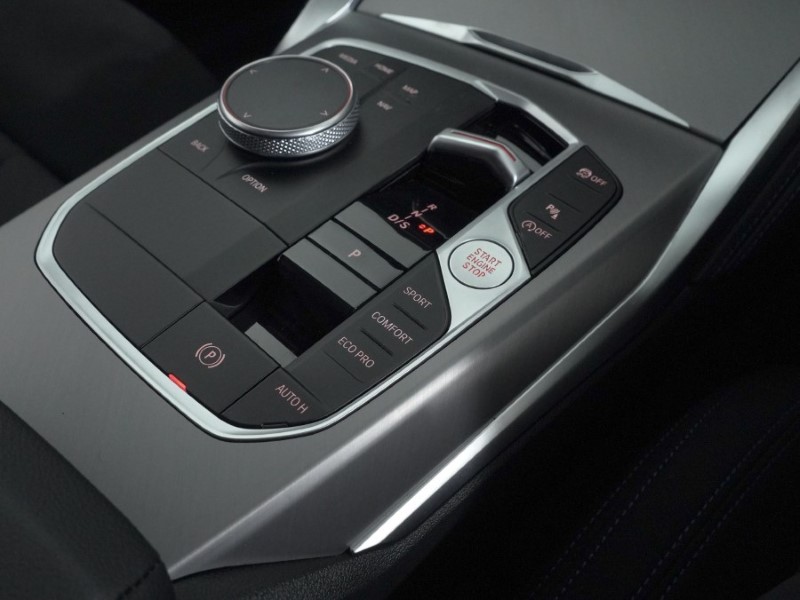  BMW 2 SERIES 220i M Sport 2dr Step Auto 4744640