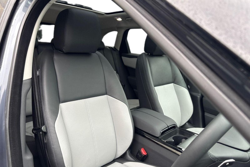 2025 (74) LAND ROVER RANGE ROVER VELAR 2.0 D200 MHEV Dynamic SE 5dr Auto 5029534