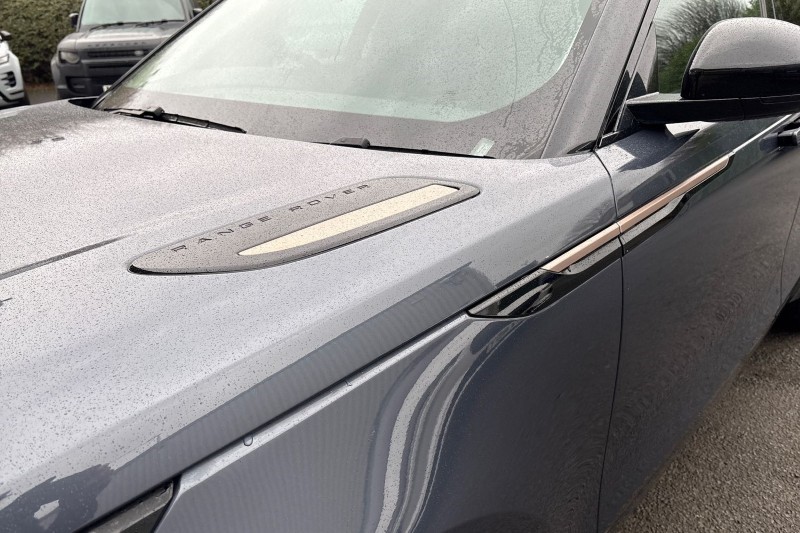 2025 (74) LAND ROVER RANGE ROVER VELAR 2.0 D200 MHEV Dynamic SE 5dr Auto 5029528