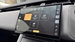 2025 (74) LAND ROVER RANGE ROVER VELAR 2.0 D200 MHEV Dynamic SE 5dr Auto 5029547