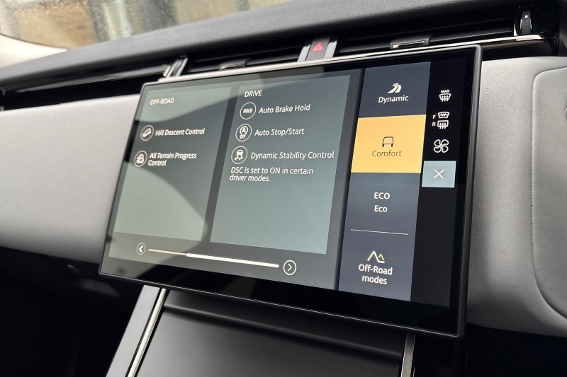 2025 (74) LAND ROVER RANGE ROVER VELAR 2.0 D200 MHEV Dynamic SE 5dr Auto 5029543