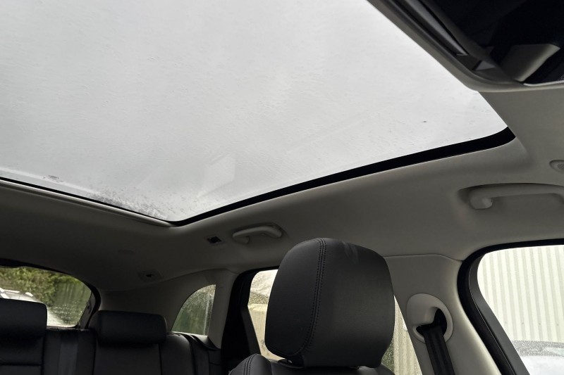 2025 (74) LAND ROVER RANGE ROVER VELAR 2.0 D200 MHEV Dynamic SE 5dr Auto 5029529