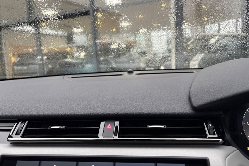 2025 (74) LAND ROVER RANGE ROVER VELAR 2.0 D200 MHEV Dynamic SE 5dr Auto 5029545