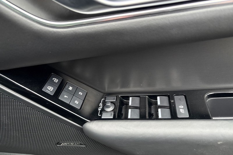 2024 (74) LAND ROVER RANGE ROVER VELAR 2.0 P400e Dynamic HSE 5dr Auto 5028782