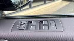 2025 (25) LAND ROVER DISCOVERY 3.0 D350 Dynamic SE 5dr Auto 5116418