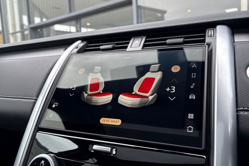 2025 (25) LAND ROVER DISCOVERY 3.0 D350 Dynamic SE 5dr Auto 5116431