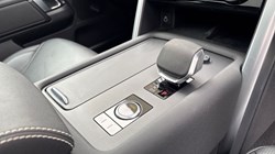 2025 (25) LAND ROVER DISCOVERY 3.0 D350 Dynamic SE 5dr Auto 5116407