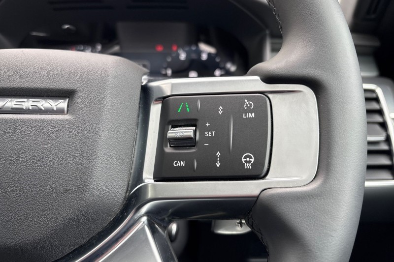 2025 (25) LAND ROVER DISCOVERY 3.0 D350 Dynamic SE 5dr Auto 5116424