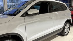 SKODA KAROQ 1.0 TSI 116 SE Edition 5dr 4885594