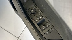 SKODA KAROQ 1.0 TSI 116 SE Edition 5dr 4885605