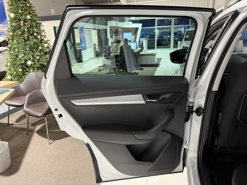  SKODA KAROQ 1.0 TSI 116 SE Edition 5dr 4885635