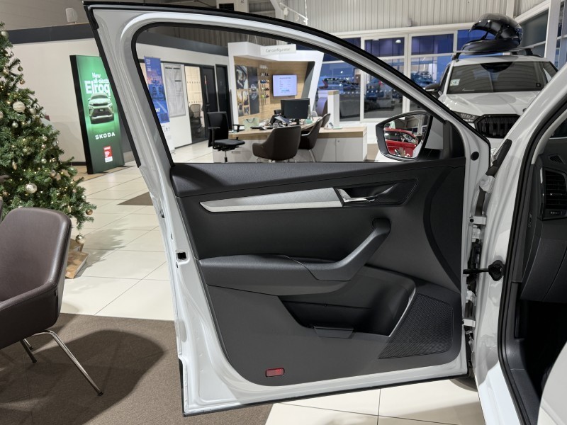  SKODA KAROQ 1.0 TSI 116 SE Edition 5dr 4885627