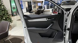 SKODA KAROQ 1.0 TSI 116 SE Edition 5dr 4885627