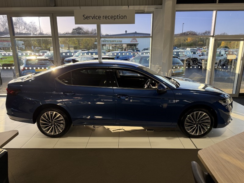  SKODA SUPERB 2.0 TSI Laurin  PLUS Klement 4X4 5dr DSG 4801240