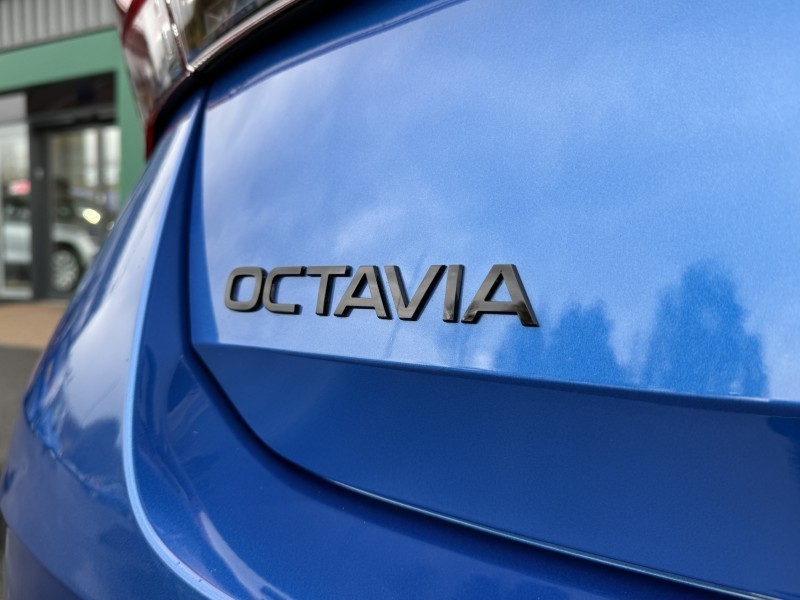  SKODA OCTAVIA 2.0 TSI vRS 5dr DSG 4750575