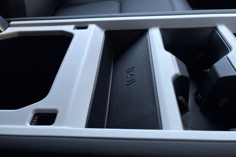 2025 (25) LAND ROVER DEFENDER 3.0 D250 X-Dynamic SE 90 3dr Auto 5025204