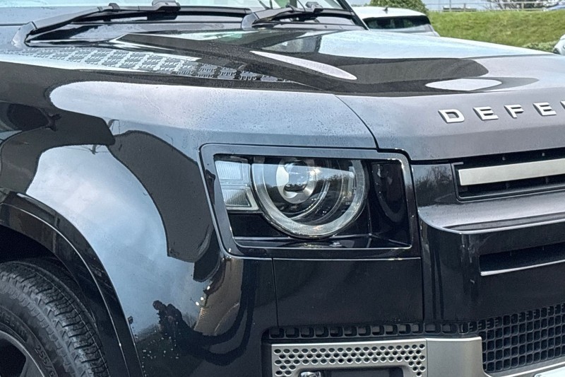 2025 (25) LAND ROVER DEFENDER 3.0 D250 X-Dynamic SE 90 3dr Auto 5025183