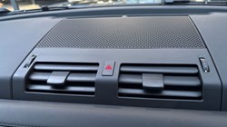 2025 (25) LAND ROVER DEFENDER 3.0 D250 X-Dynamic SE 90 3dr Auto 5025203