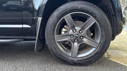 2025 (25) LAND ROVER DEFENDER 3.0 D250 X-Dynamic SE 90 3dr Auto 5025174