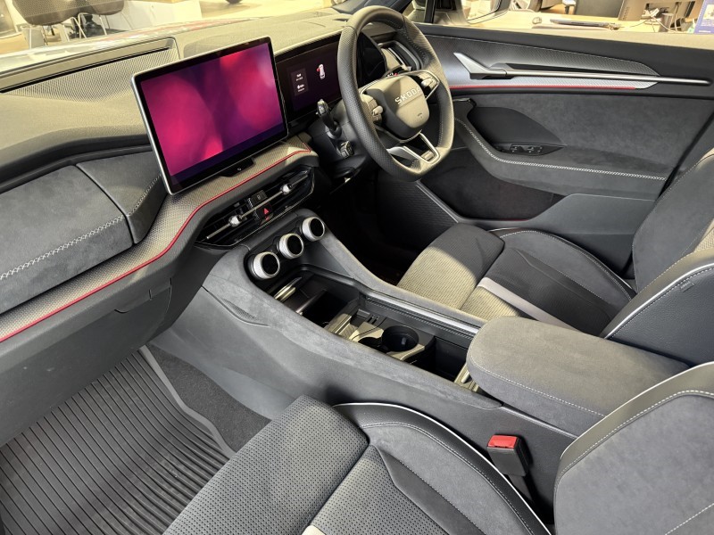  SKODA KODIAQ 2.0 TDI 193 SportLine 4X4 5dr DSG [7 Seat]