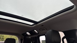 2020 (70) LAND ROVER DEFENDER 2.0 D240 First Edition 110 5dr Auto 5022764