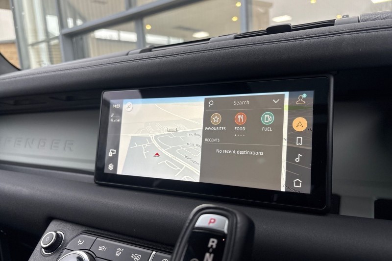 2020 (70) LAND ROVER DEFENDER 2.0 D240 First Edition 110 5dr Auto 5022754