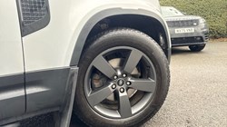 2020 (70) LAND ROVER DEFENDER 2.0 D240 First Edition 110 5dr Auto 5022796