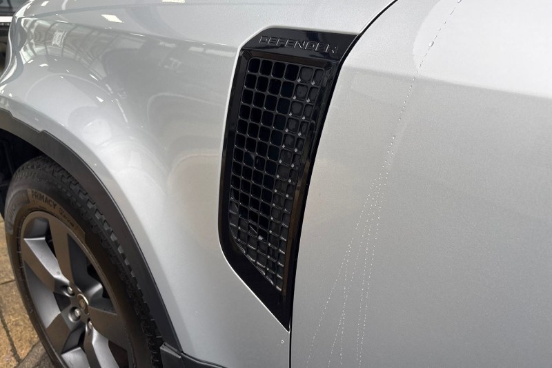 2020 (70) LAND ROVER DEFENDER 2.0 D240 First Edition 110 5dr Auto 5022763