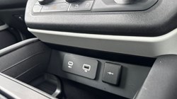 2020 (70) LAND ROVER DEFENDER 2.0 D240 First Edition 110 5dr Auto 5022782