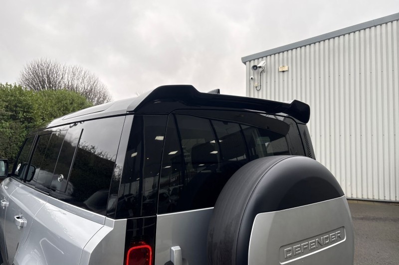 2020 (70) LAND ROVER DEFENDER 2.0 D240 First Edition 110 5dr Auto 5022765