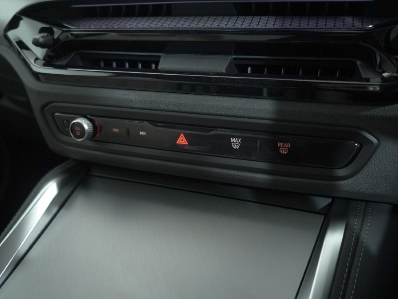  BMW 2 SERIES 220i M Sport 2dr Step Auto 4847577