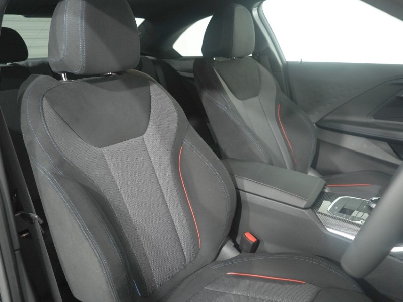  BMW 2 SERIES 220i M Sport 2dr Step Auto 5700377